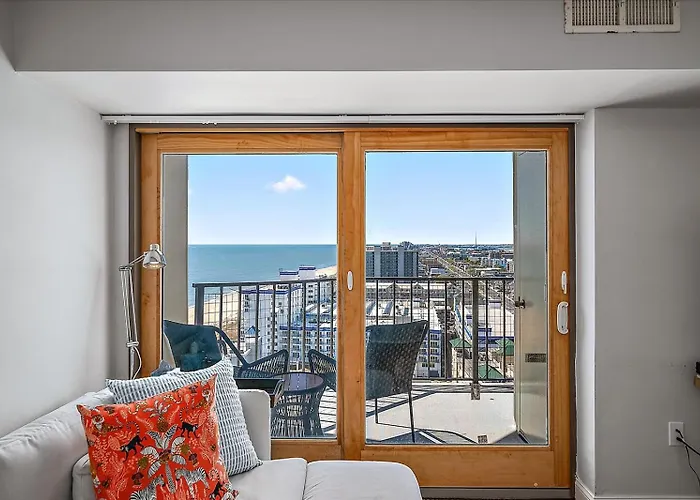 Updated 2 Bedroom At The 9400 Building With Ocean Views! * Ocean Stadt