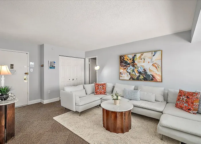 Ferienhaus Updated 2 Bedroom At The 9400 Building With Ocean Views! Ocean Stadt