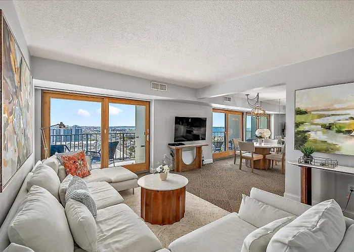 Updated 2 Bedroom At The 9400 Building With Ocean Views! * Ocean Stadt