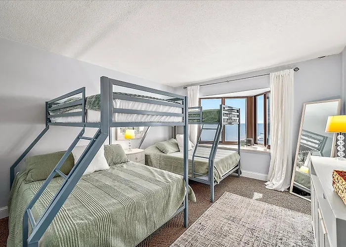 Updated 2 Bedroom At The 9400 Building With Ocean Views! Ocean Stadt
