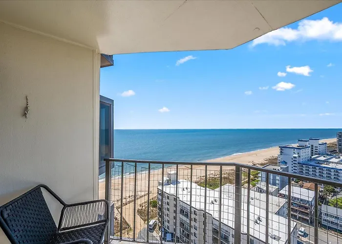 Updated 2 Bedroom At The 9400 Building With Ocean Views! Ferienhaus