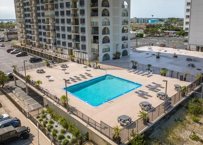 Updated 2 Bedroom At The 9400 Building With Ocean Views! Ferienhaus Ocean Stadt